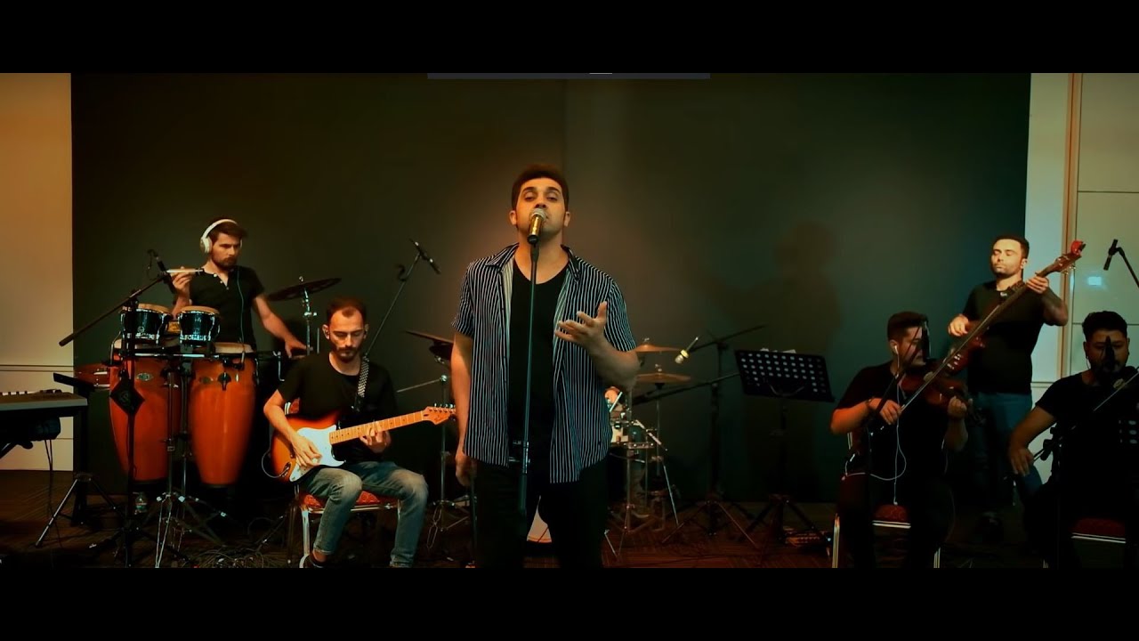 Bayhan - Seninle Olmak Varya ( Canlı Akustik Performans ) Mp3 Yüklə