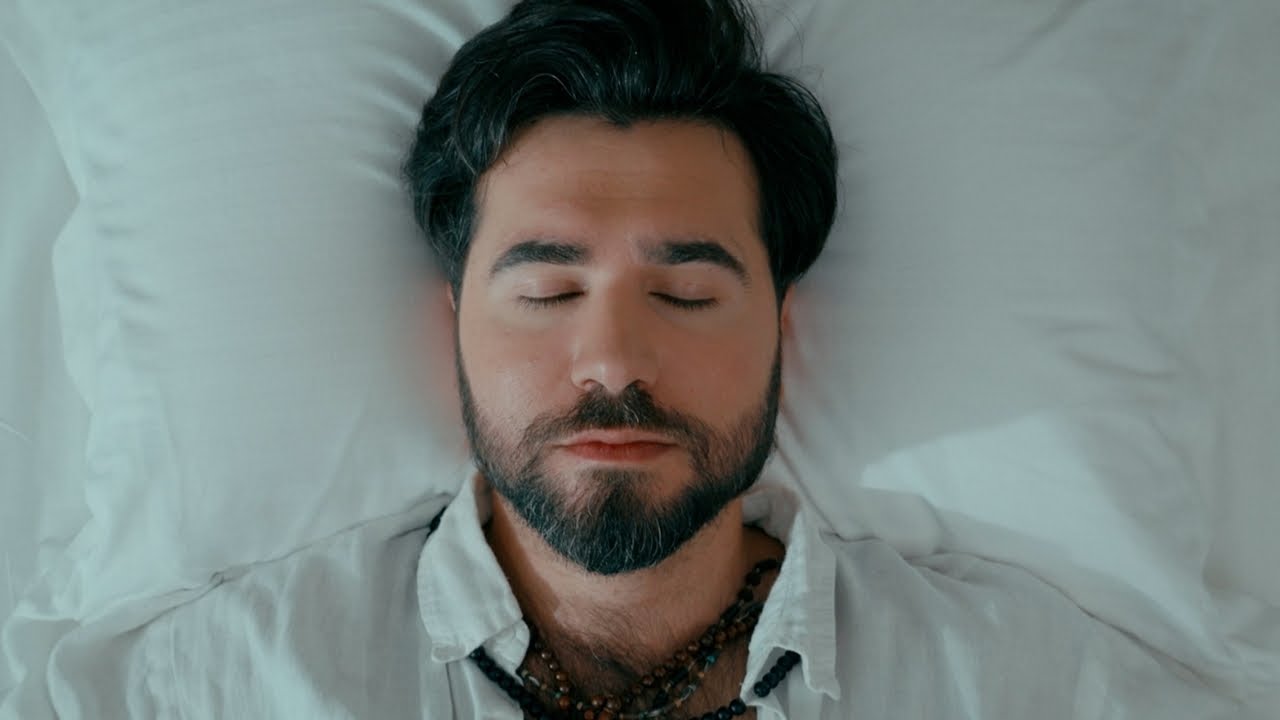Chingiz Mustafayev - Neyləyim (Rəsmi Musiqi Videosu) Mp3 Yüklə