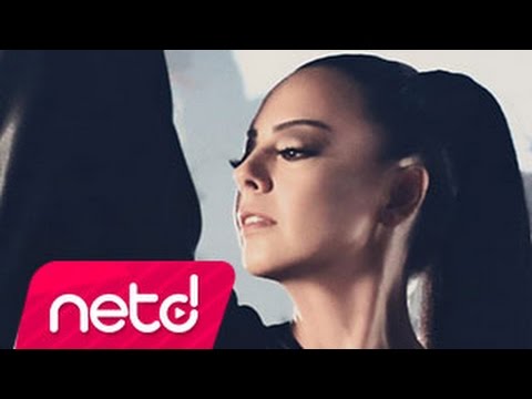 Ebru Gündeş - Araftayım Mp3 Yüklə