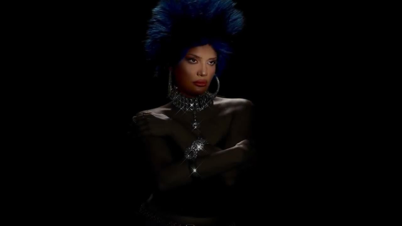 Hiss – Başqa Adamlar (Visualizer) Mp3 Yüklə