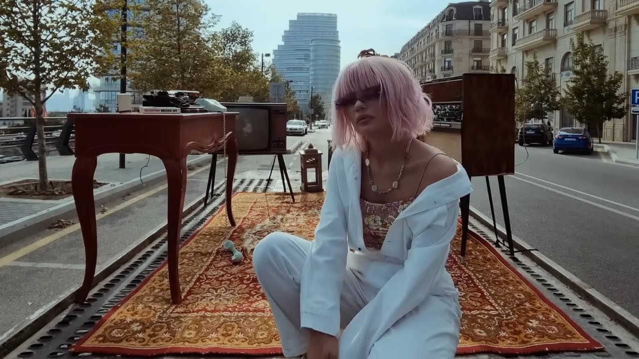 Hiss — Zəng Elə Mp3 Yüklə