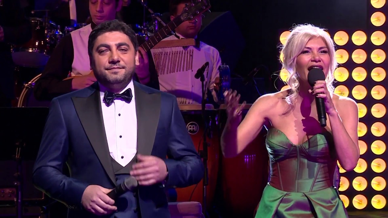 Nuri Gozleyirem Heyder Eliyev Sarayi canli konsert Mp3 Yüklə