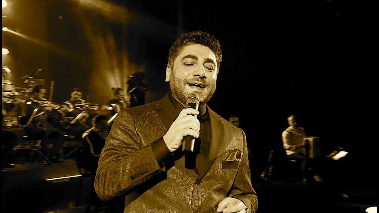 Nuri Serinlendirici - GOZLEYEN VAR (Live Performance) Mp3 Yüklə