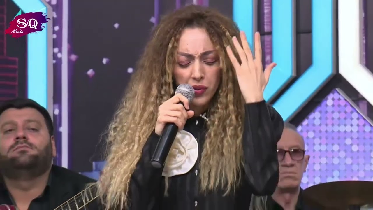 Ofelya Şabanova - Biləydim Xoşbəxtəm Mp3 Yüklə