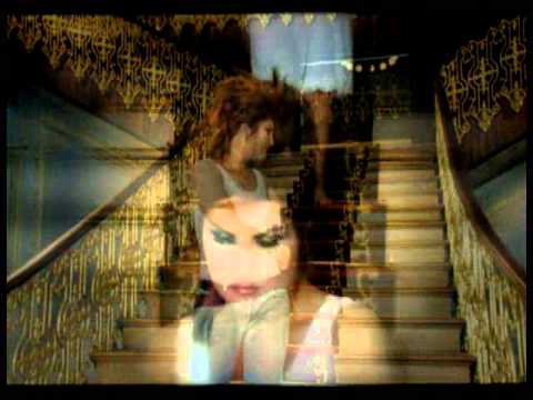 Sibel Can - Melekler Mp3 Yüklə