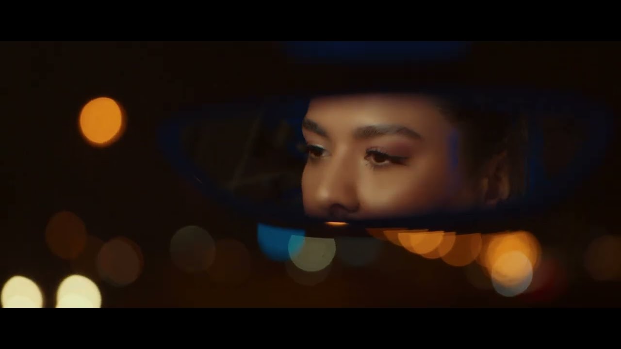 Sura İskenderli - Işıkları Söndür (Official Music Video) Mp3 Yüklə