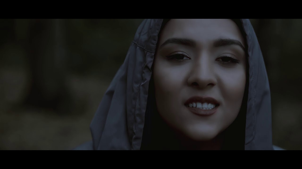 Sura İskəndərli- Karanlık (Official Video) Mp3 Yüklə