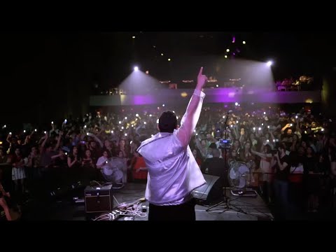 Tofig Hajiyev — Ağ-Qara (Rəsmi Musiqi Videosu) Mp3 Yüklə