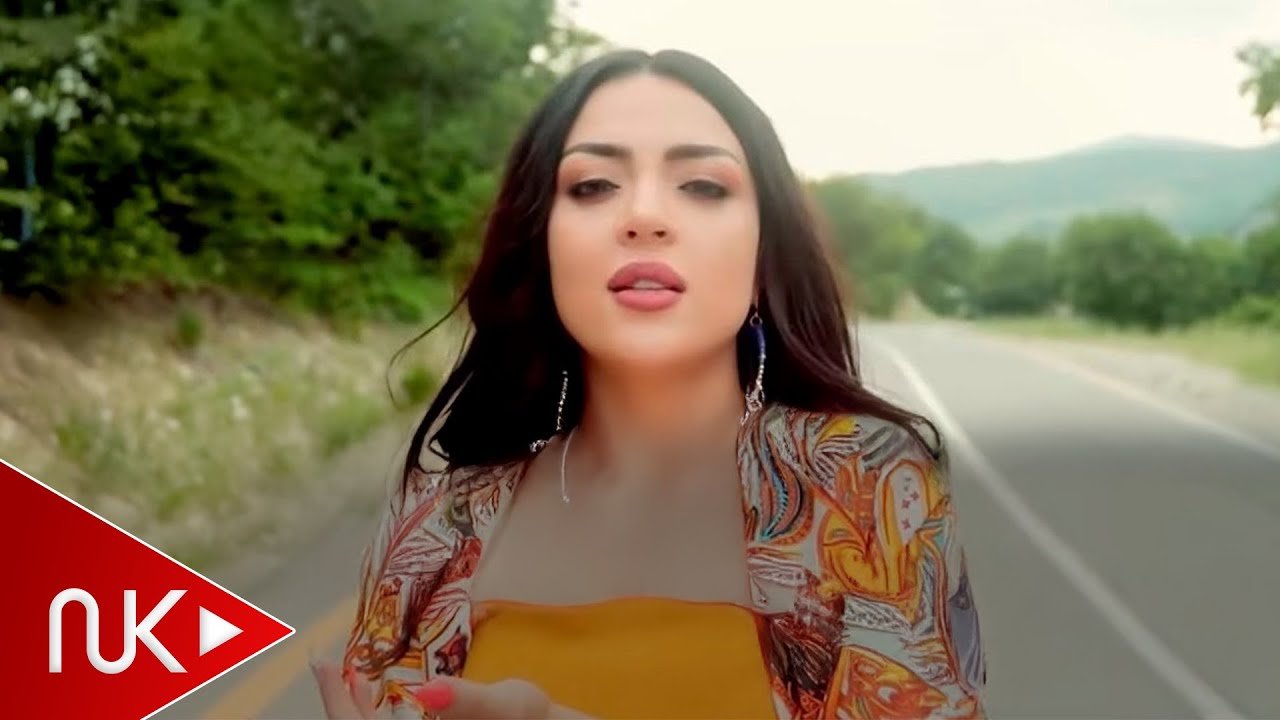Vefa Serifova - Uzaqlasmaq Istedim (Official Video) Mp3 Yüklə