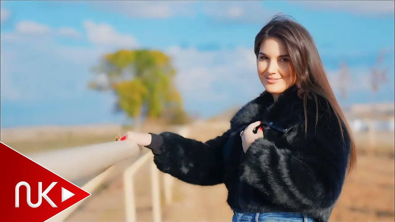 Xeyale Qafarzade - Dunya bir yana o bir yana ( Yeni Klip ) Mp3 Yüklə
