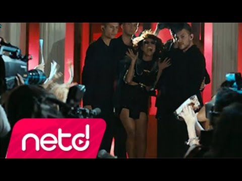 Ziynet Sali - Deli Mp3 Yüklə